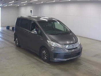 HONDA FREED HYBRID