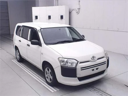 TOYOTA SUCCEED VAN