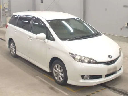 TOYOTA WISH