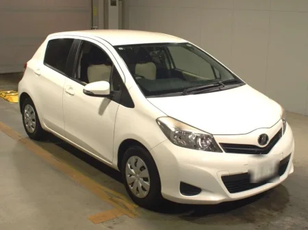 TOYOTA VITZ