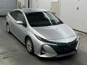 TOYOTA PRIUS PHV