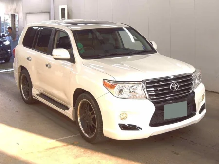 TOYOTA LAND CRUISER