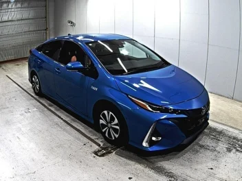 TOYOTA PRIUS PHV