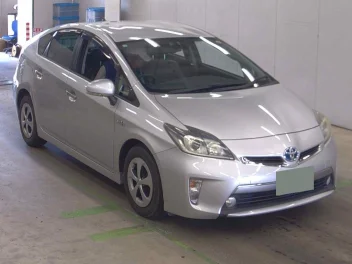 TOYOTA PRIUS PHV