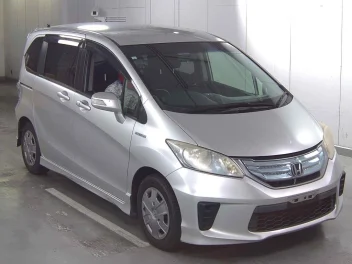 HONDA FREED SPIKE HYBRID