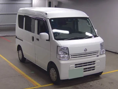 NISSAN CLIPPER VAN