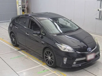 TOYOTA PRIUS PHV