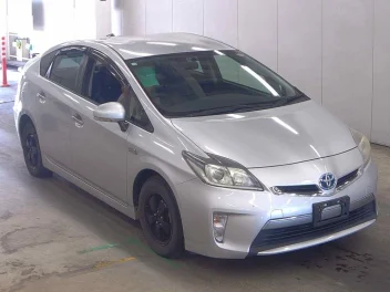 TOYOTA PRIUS PHV