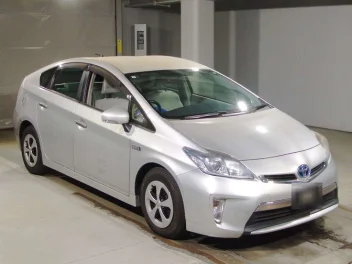 TOYOTA PRIUS PHV