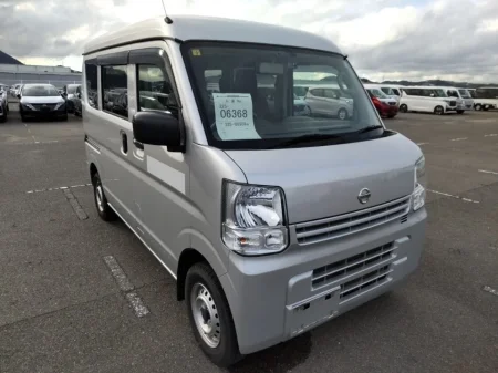 NISSAN CLIPPER VAN