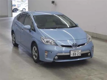 TOYOTA PRIUS PHV