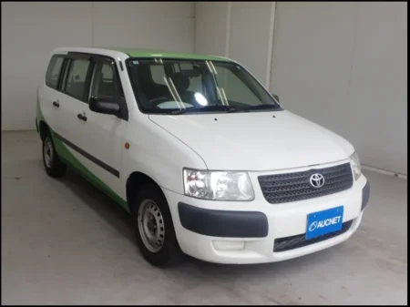 TOYOTA SUCCEED VAN