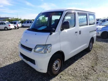 TOYOTA TOWNACE VAN