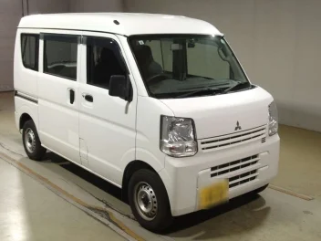 MITSUBISHI MINICAB VAN