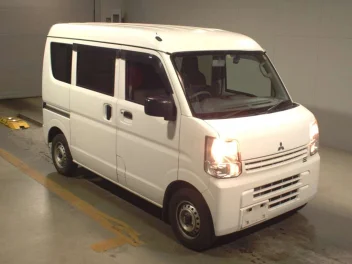 MITSUBISHI MINICAB VAN