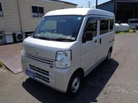 NISSAN CLIPPER VAN