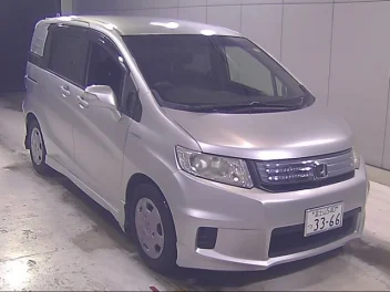 HONDA FREED SPIKE